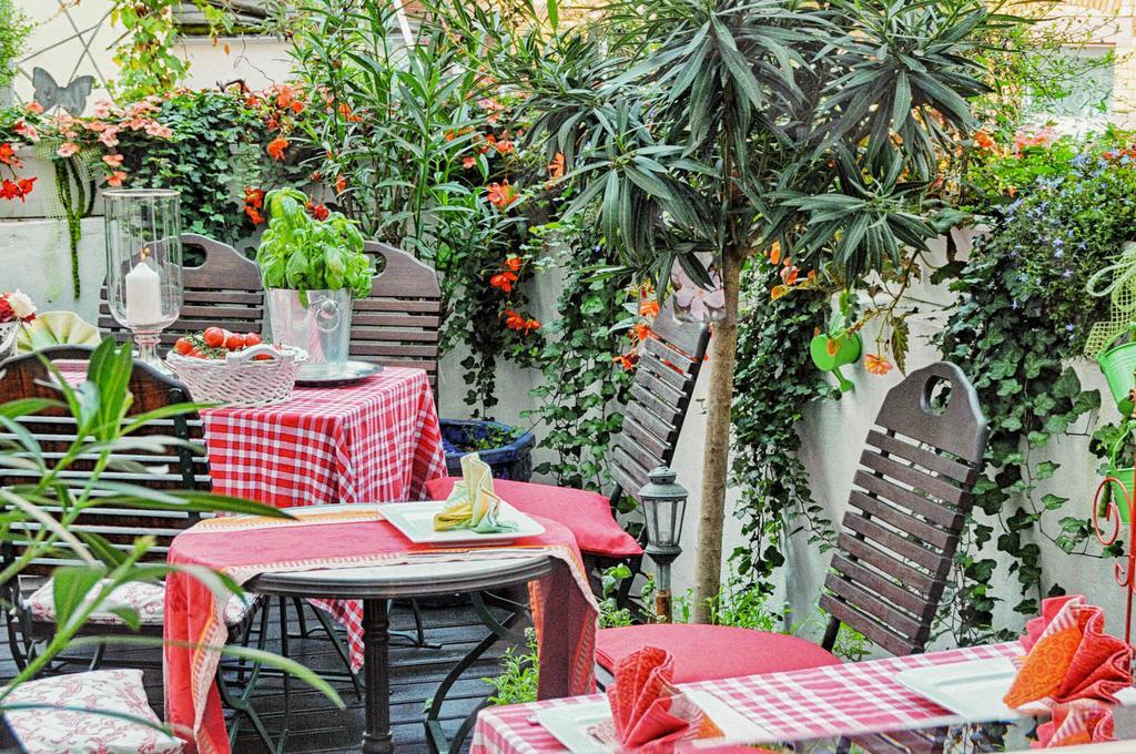 Garni Hotel Drei Lilien Wiesbaden Eksteriør bilde